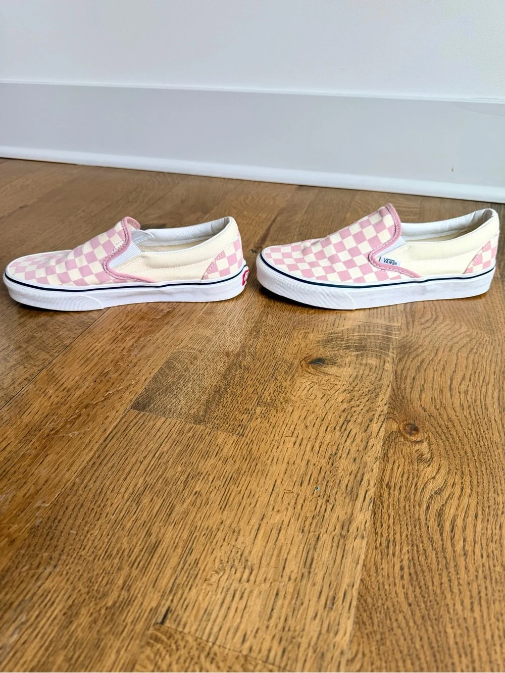 Vans Classic Pink and White Checkerboard Slip On Sneakers Women’s Size 8.5 - Picture 2 of 7